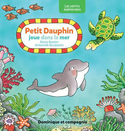 Petit Dauphin joue dans la mer